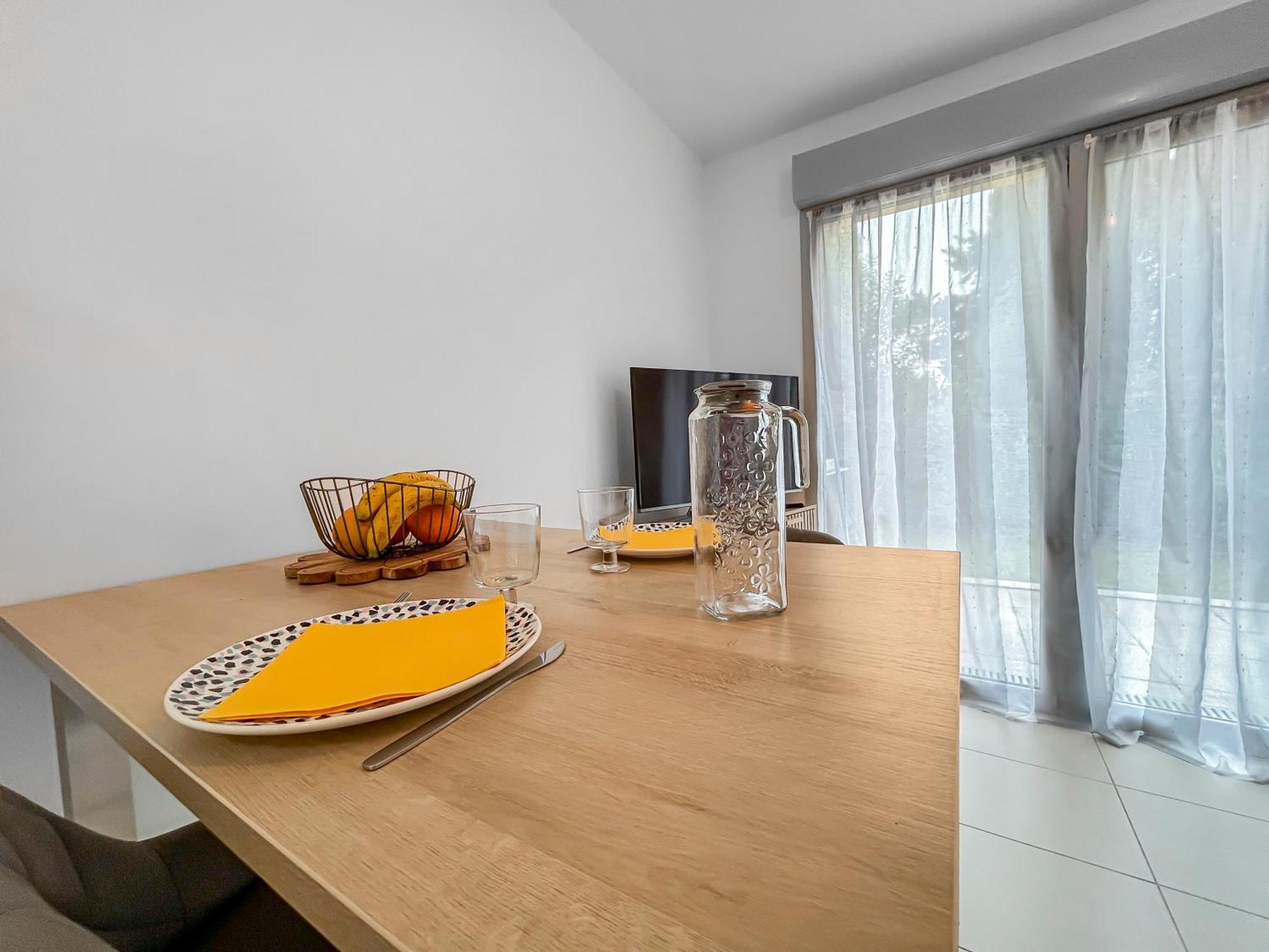 Vivez Lunel-Clim-Wifi Fibre-Parking Prive-Patio T2 Lunel  Esterno foto